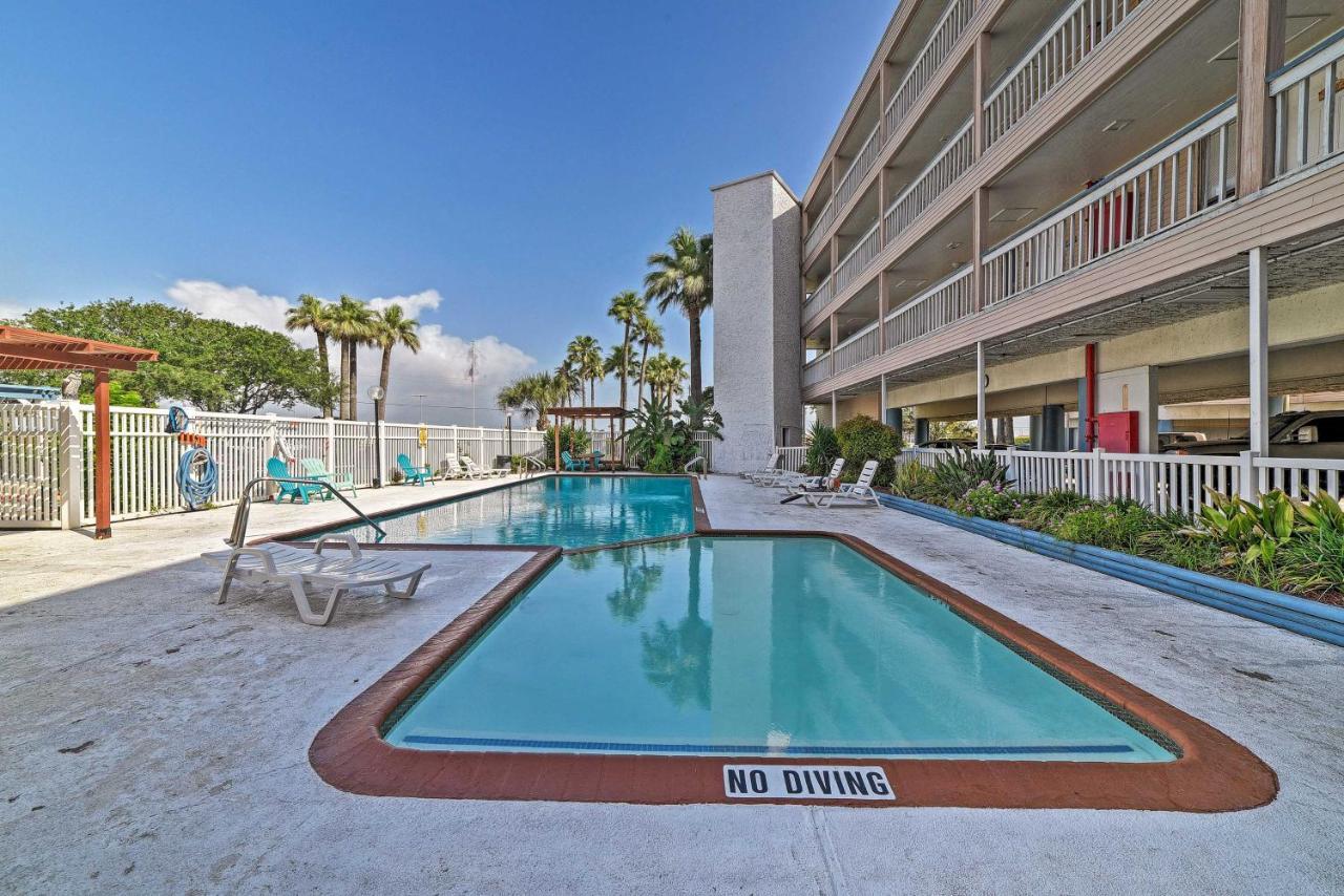 Oceanfront Corpus Christi Condo Resort Perks! Exterior foto